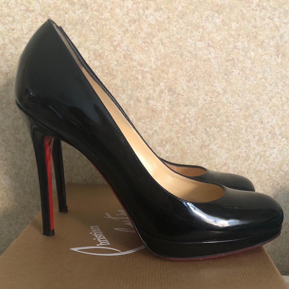 Christian Louboutin pumps 120 patent black 38.5